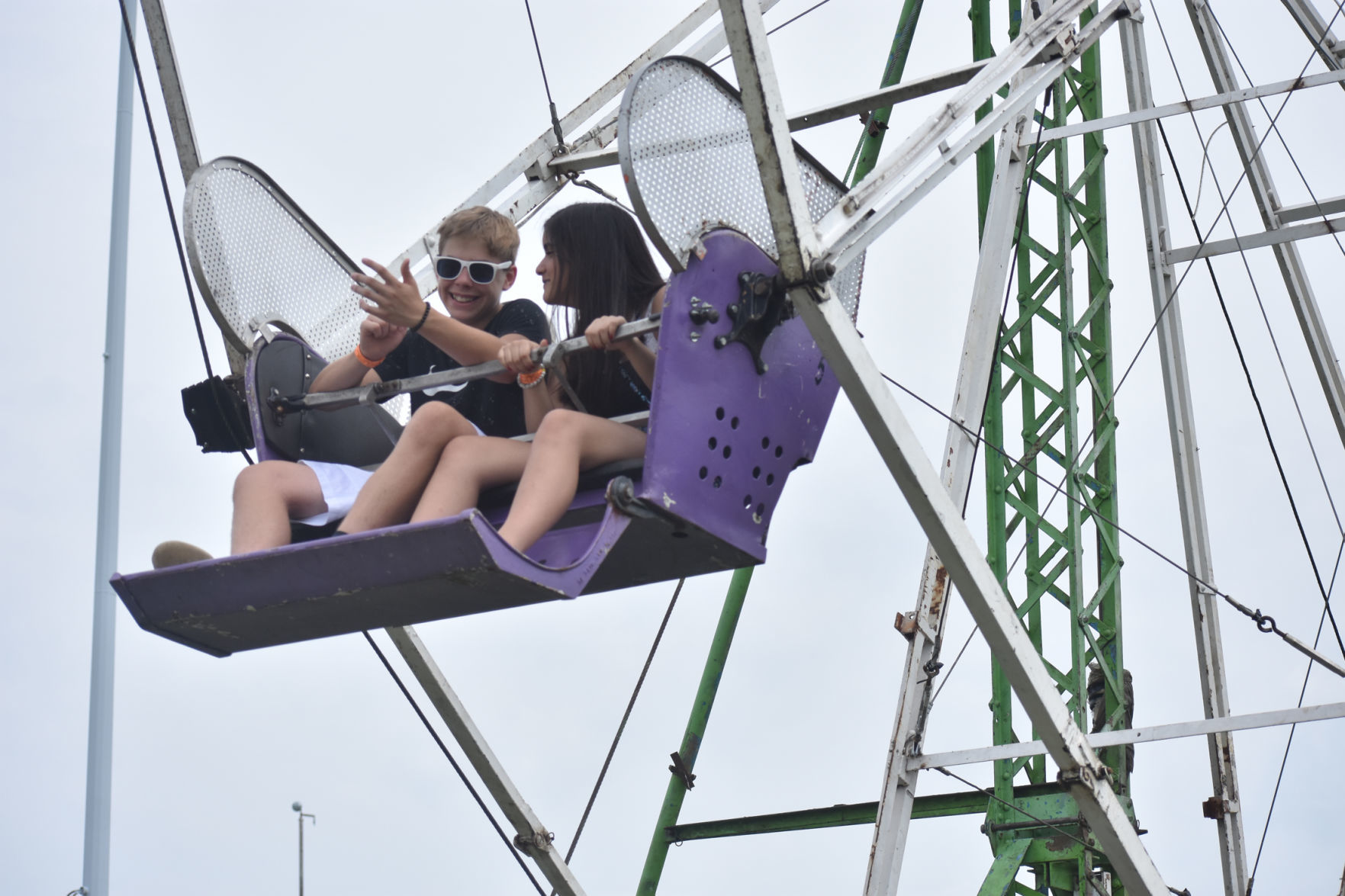 Ferris wheel carnival ride
